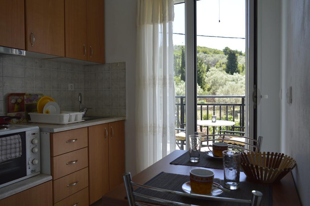 Despoina Rooms Tsoukaládhes Exteriör bild